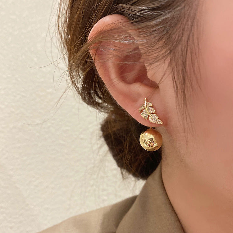 Crystal leaves and pearl earrings