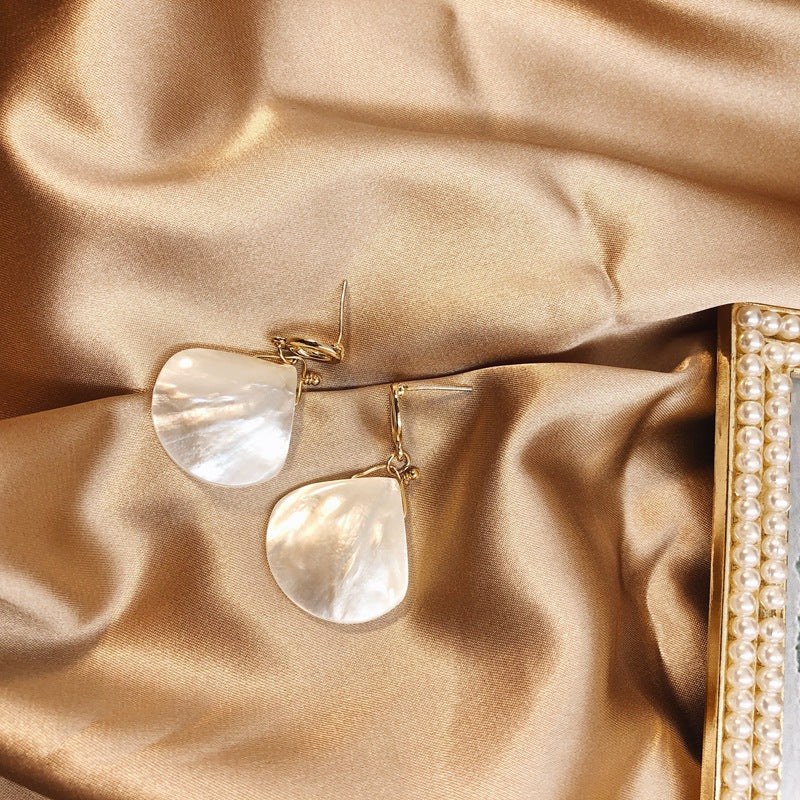 Shell fan-shaped geometric retro handmade earrings