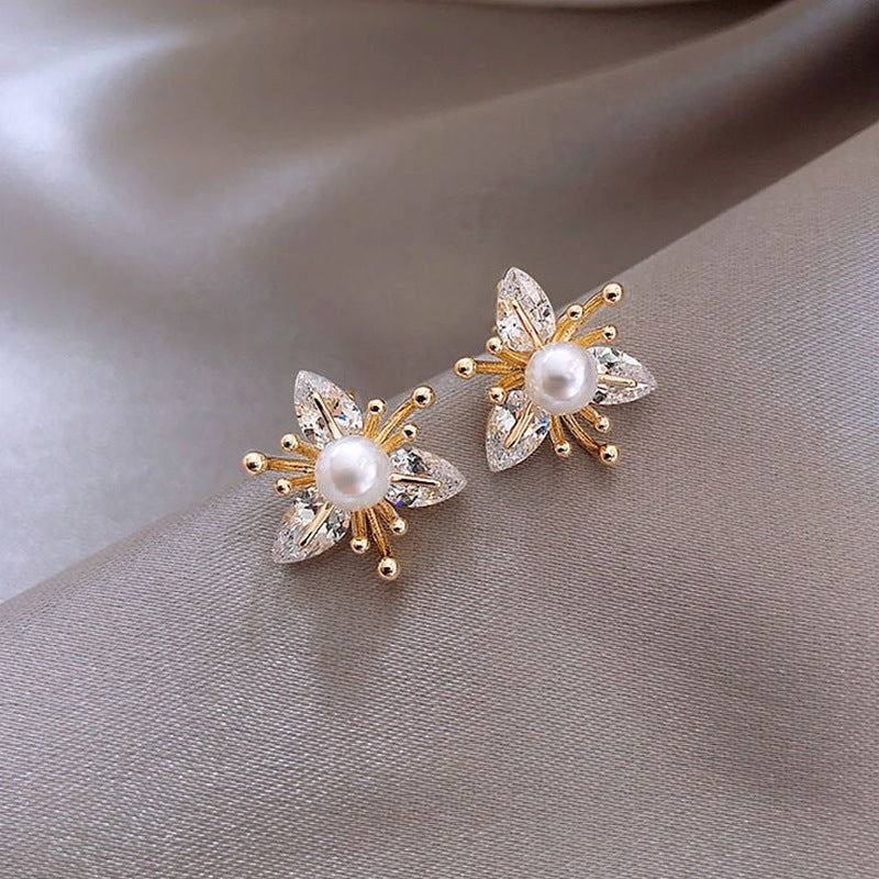Crystal & Pearl Flower Earrings