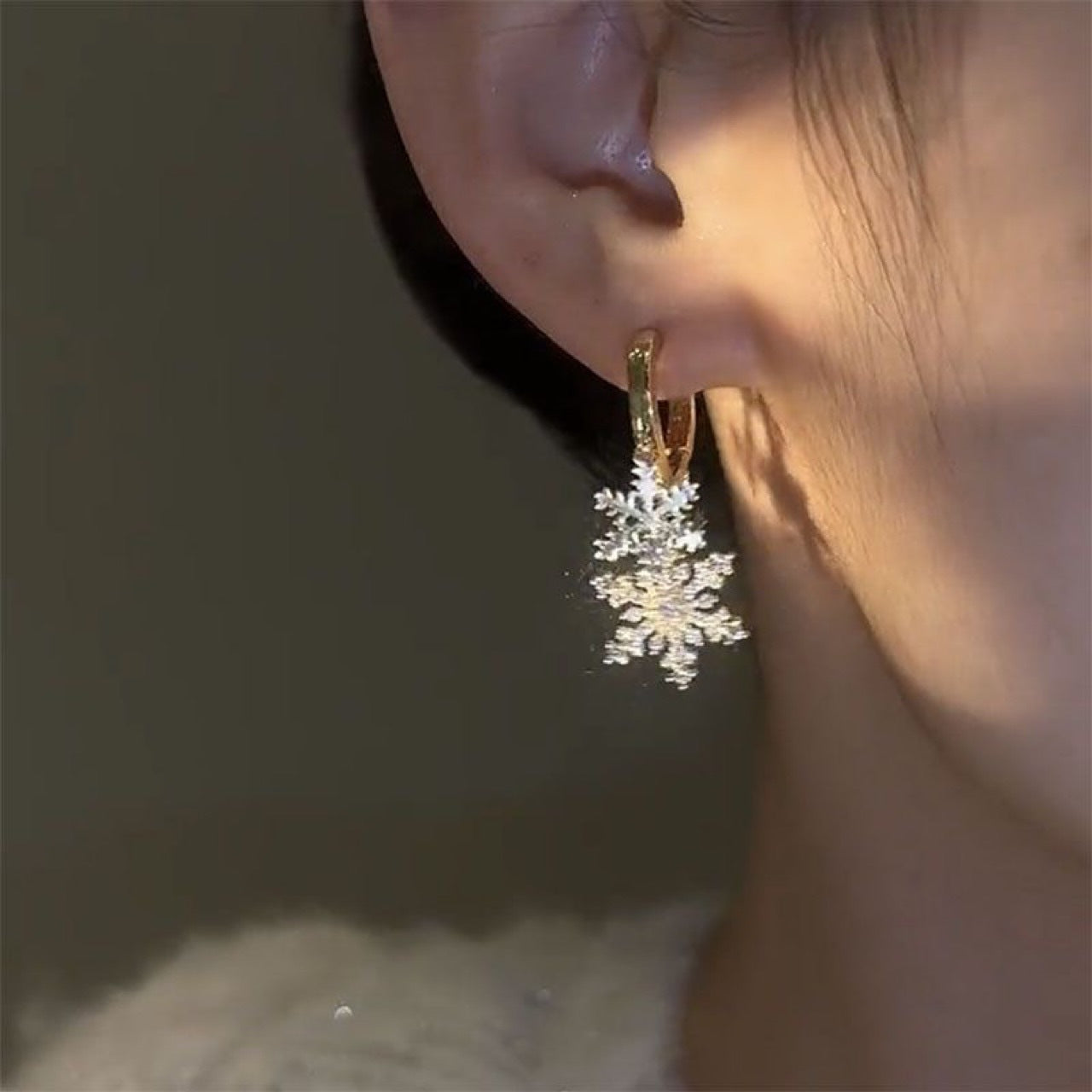 Mini Snowflake Zirconia Earrings