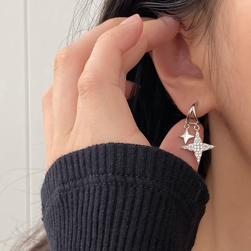 Delicate Overlapping Star Zirconia Earrings