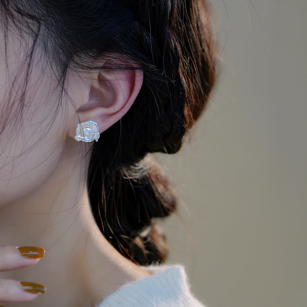 Baroque Pearl Earrings in 925 Sterling Silver