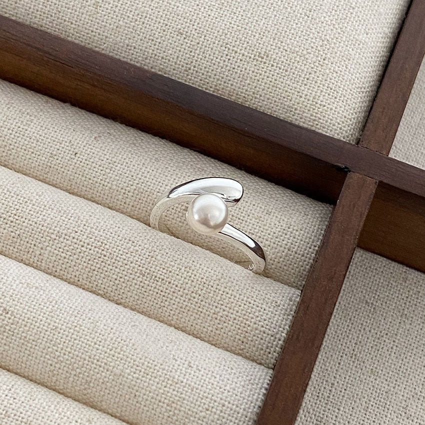 Adjustable Minimalist Pearl Ring