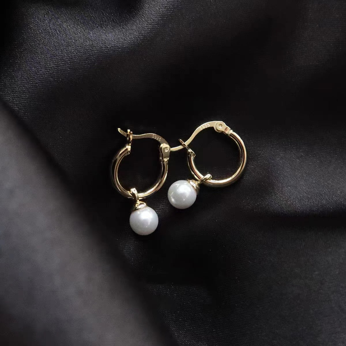 Natural Pearl Earrings in Sterling Silver with Gold Plating