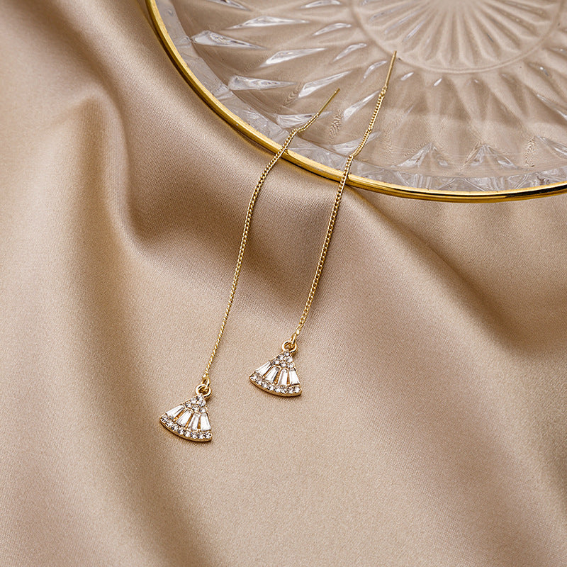 Vintage Emerald Scalloped Earrings