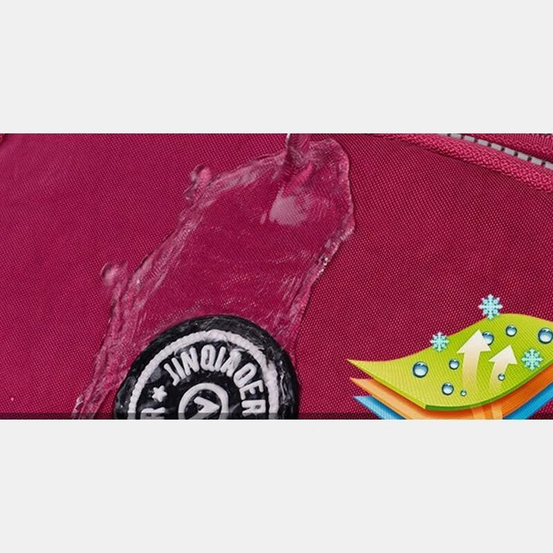 Multifunctional crossbody bag for everyday use