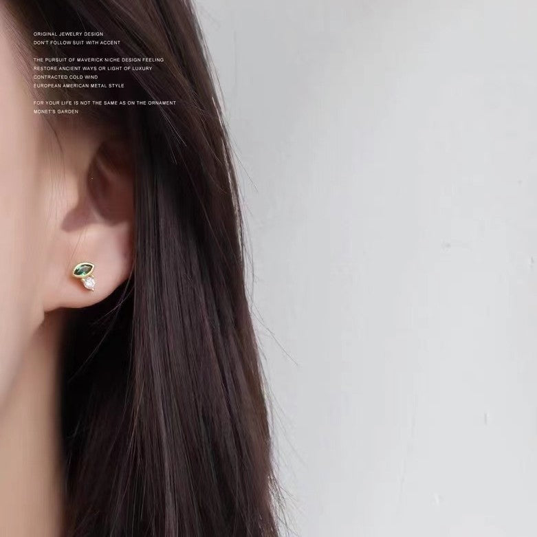 Sterling Silver Vintage Emerald Stud Earrings