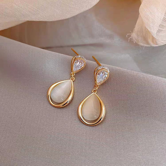Teardrop Cat's Eye Earrings