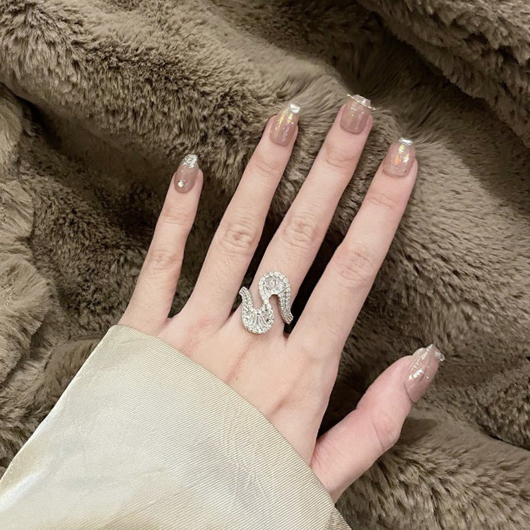 S-shaped Zirconia Ring