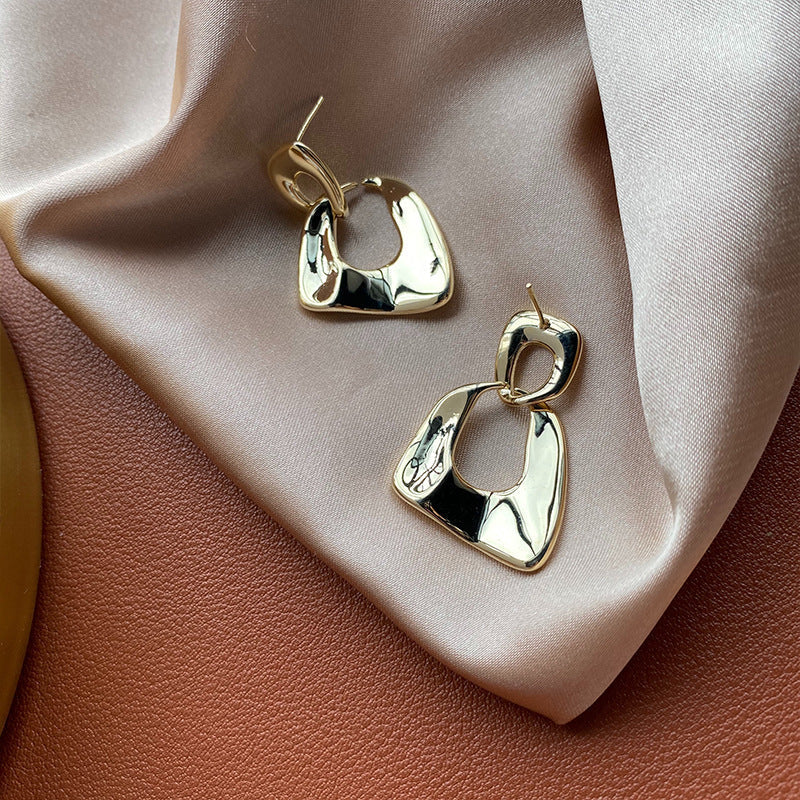 Gold metal geometric earrings