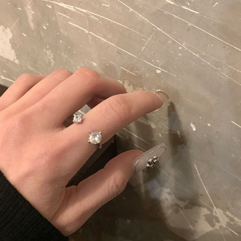 Teardrop Zirconia Minimalist Ring