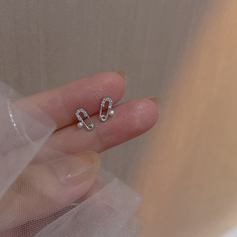 Mini Paperclip Pearl Earrings