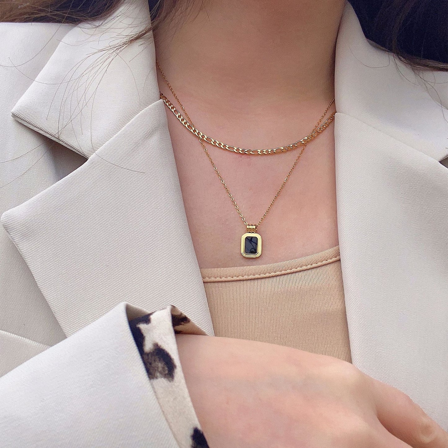 Layered necklace set