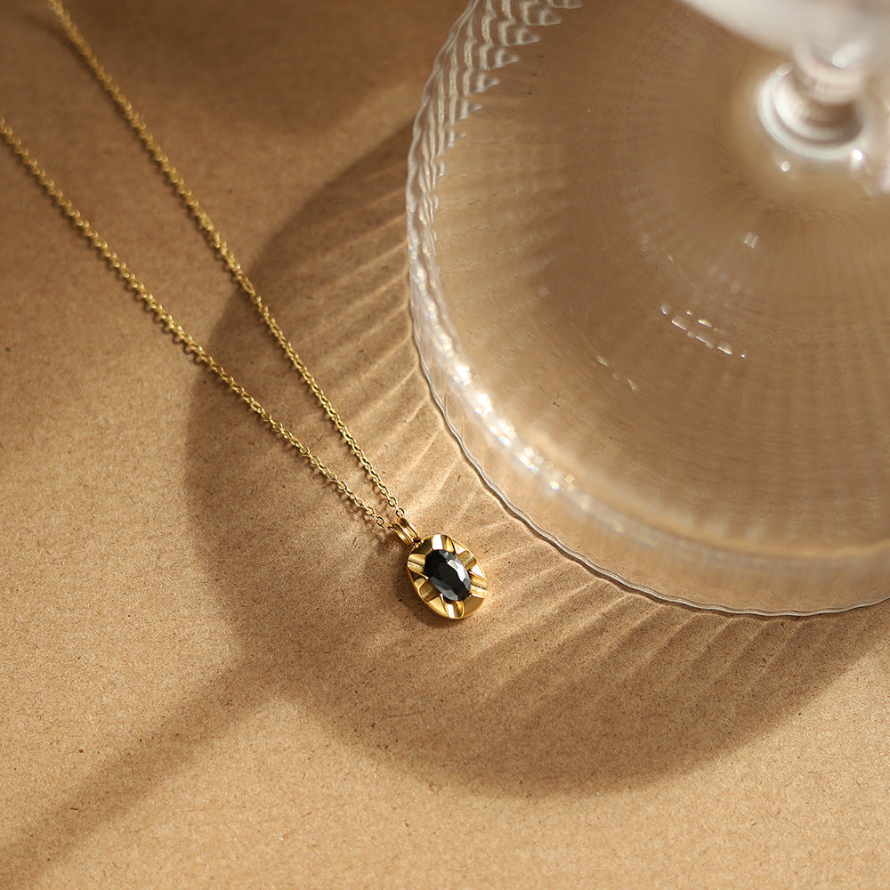 Elegant Black Diamond Vintage Oval Necklace